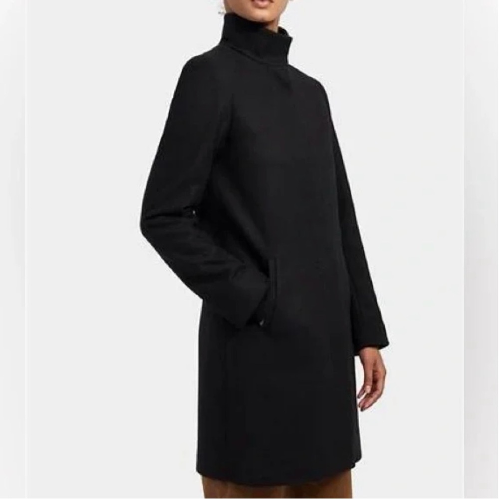 Theory Funnel Neck Wool Cashmere Leyti Coat in Black (Size S)